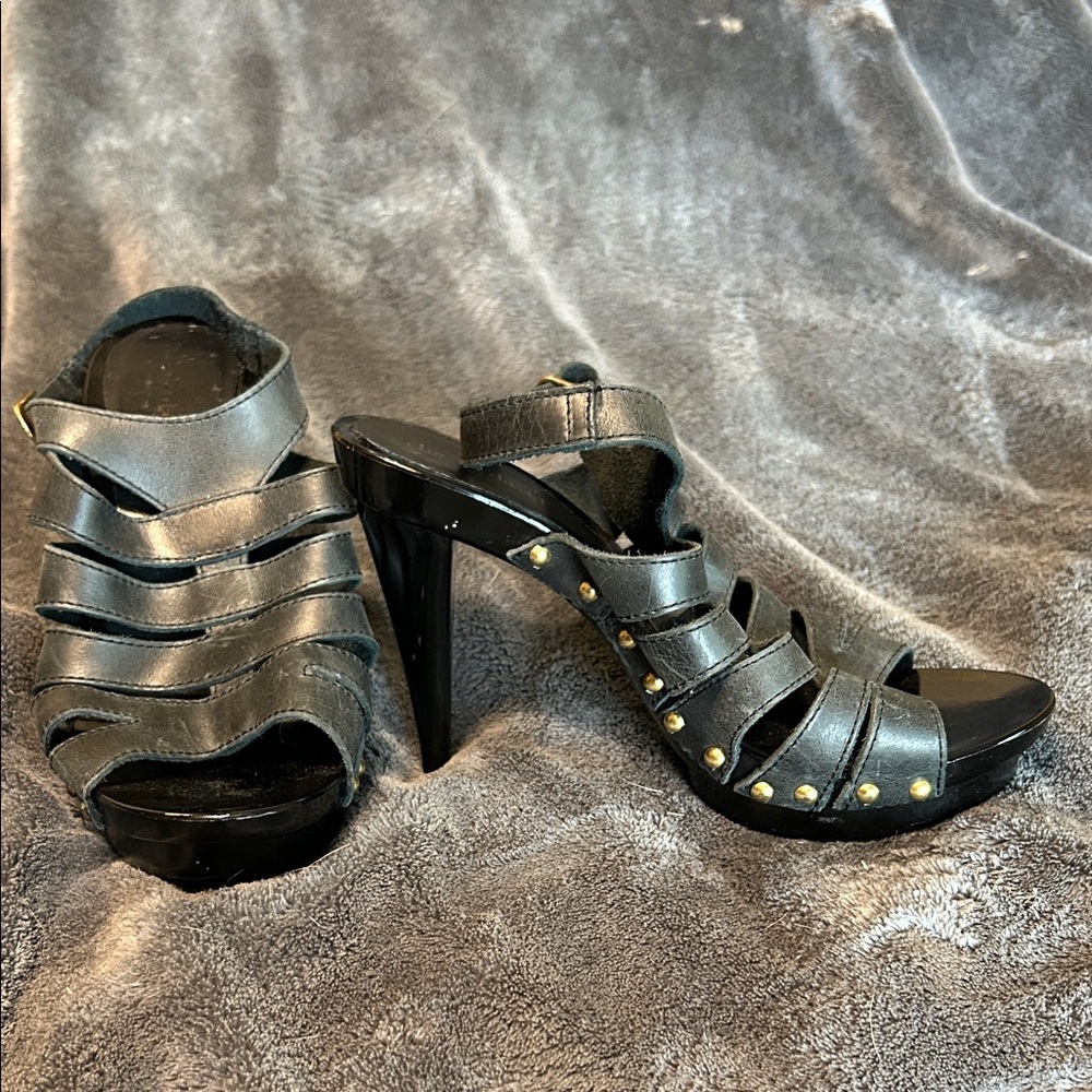 Charles David Elegant Black ankle Strappy Heels size 8